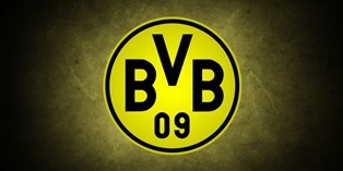 Lewandowski Fires Dortmund Into Prime Position